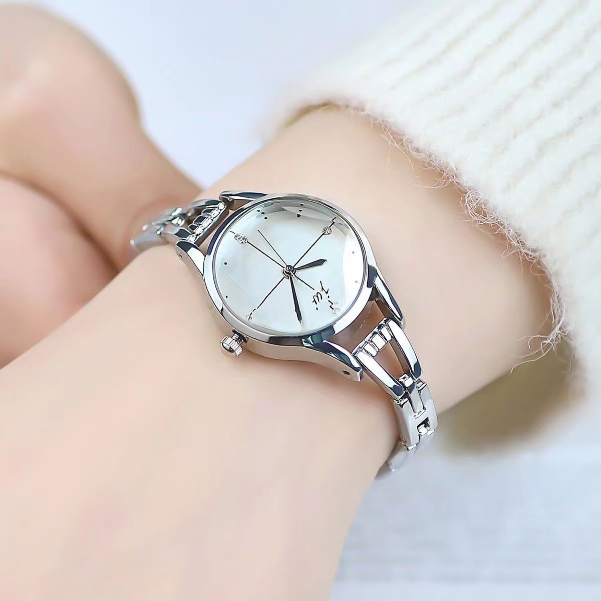 Часы-браслет для женщин, элега – обзор и цена Luxury Watch Girl